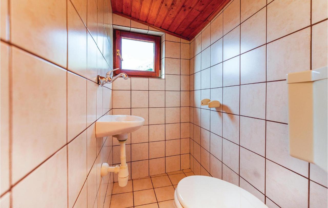 Stunning Home In Punat With Kitchen Stara Baška エクステリア 写真