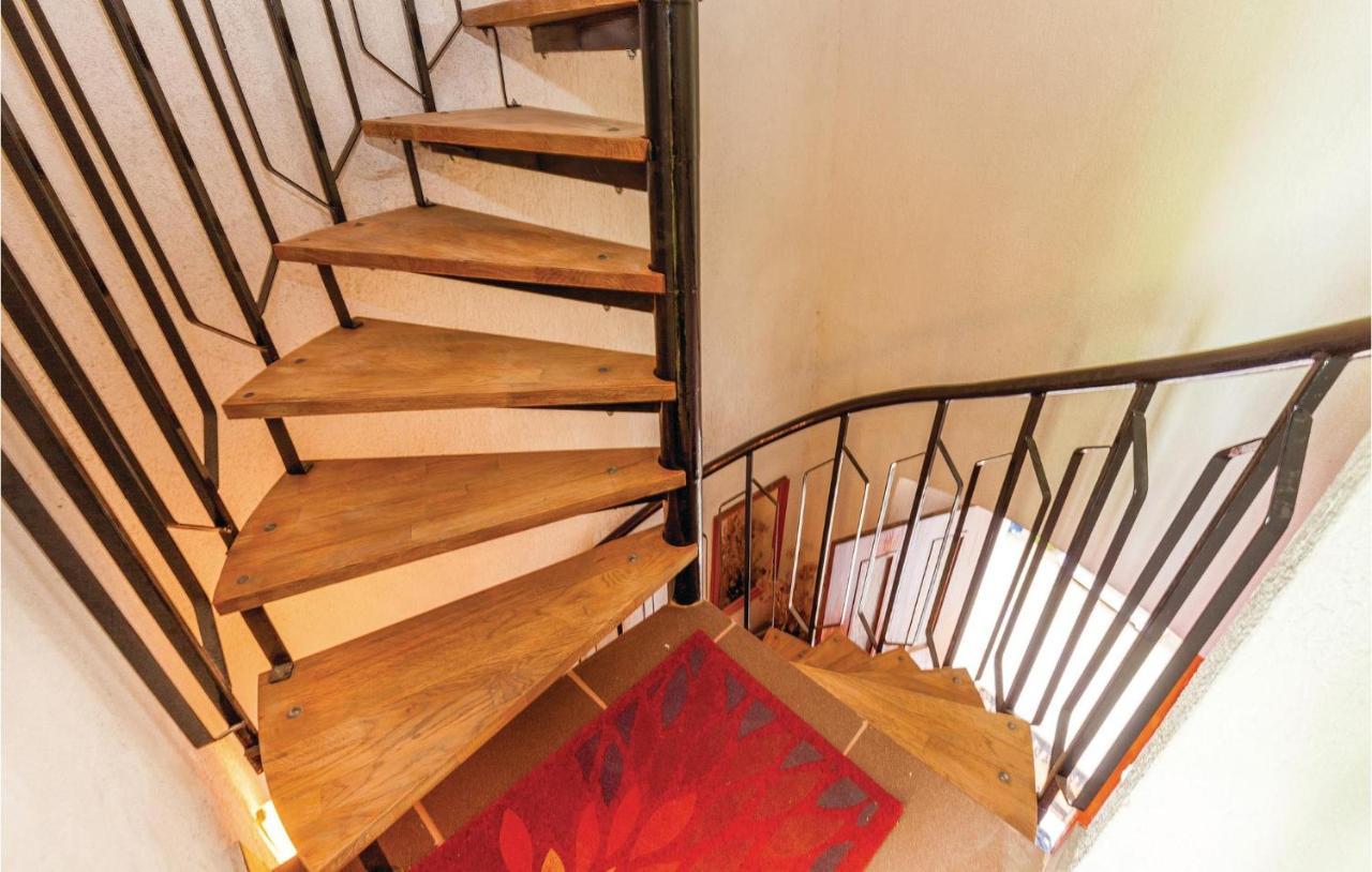 Stunning Home In Punat With Kitchen Stara Baška エクステリア 写真
