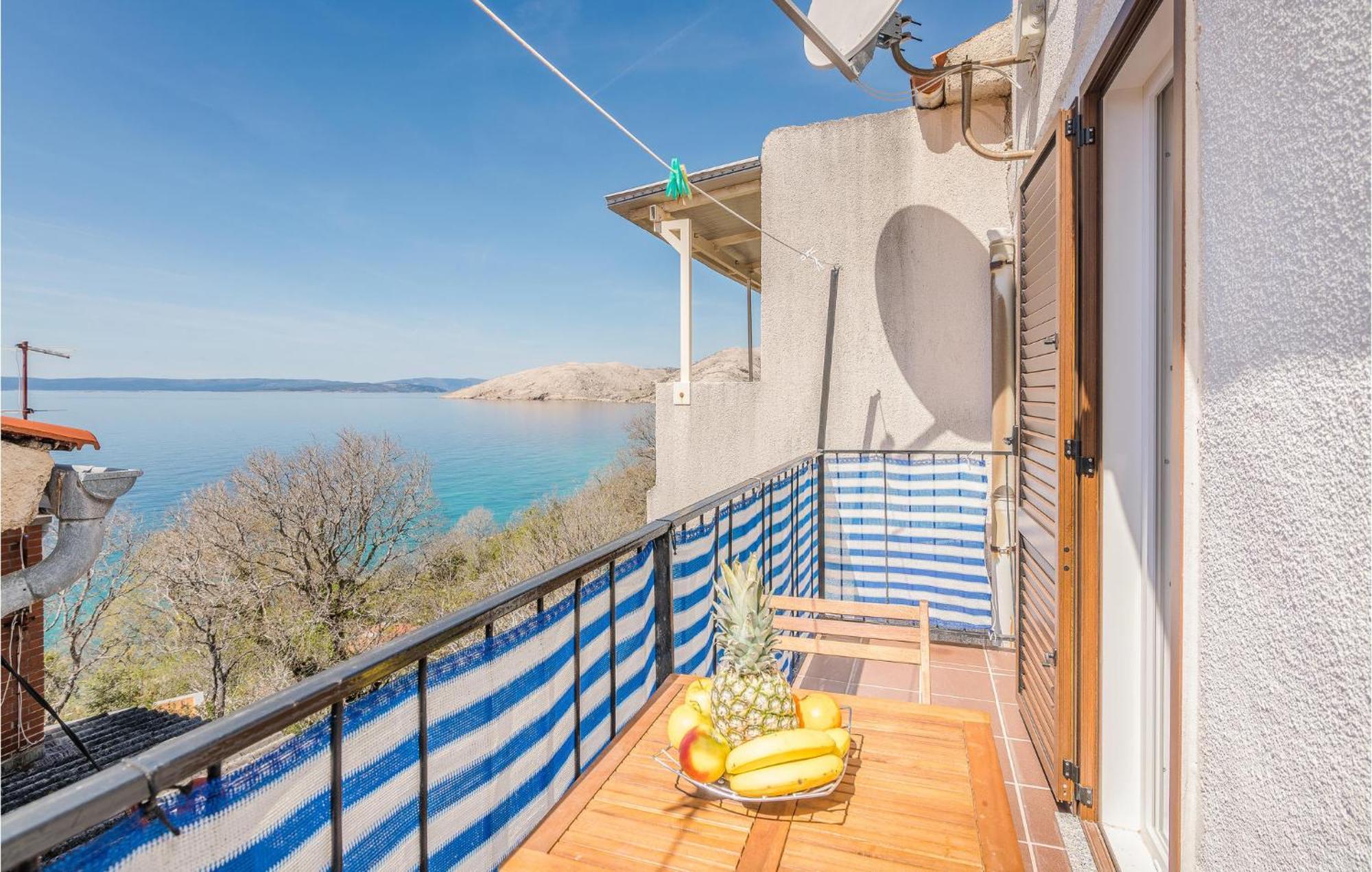 Stunning Home In Punat With Kitchen Stara Baška エクステリア 写真